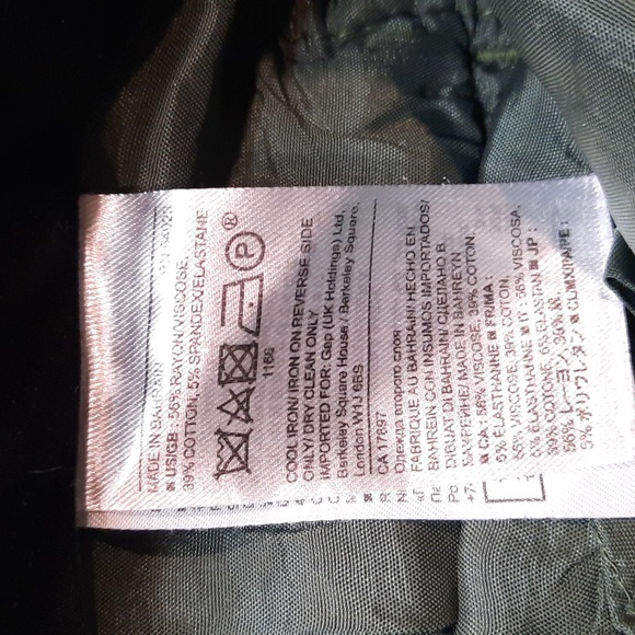 Banana Republic Sloan sage green cropped pants, size 4 Petite - Picture 9 of 9